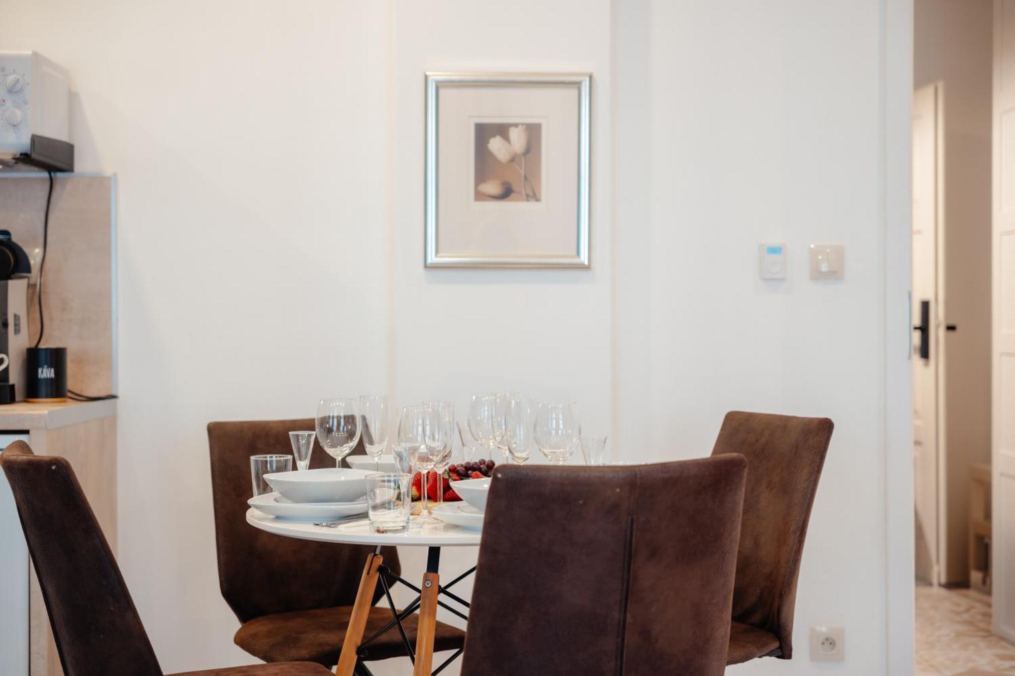 Wagnerstays 2Bd Suites City Center Residence — Photos 3